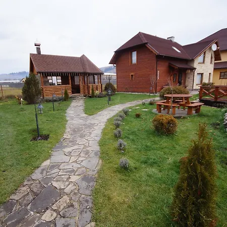 Dacha Otel Yasinya